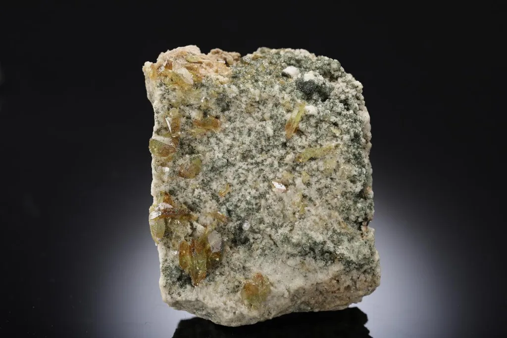 Titanite image