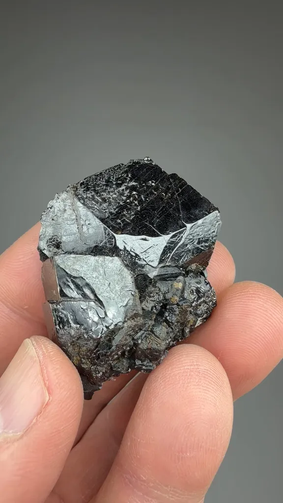 Titanite - image 2