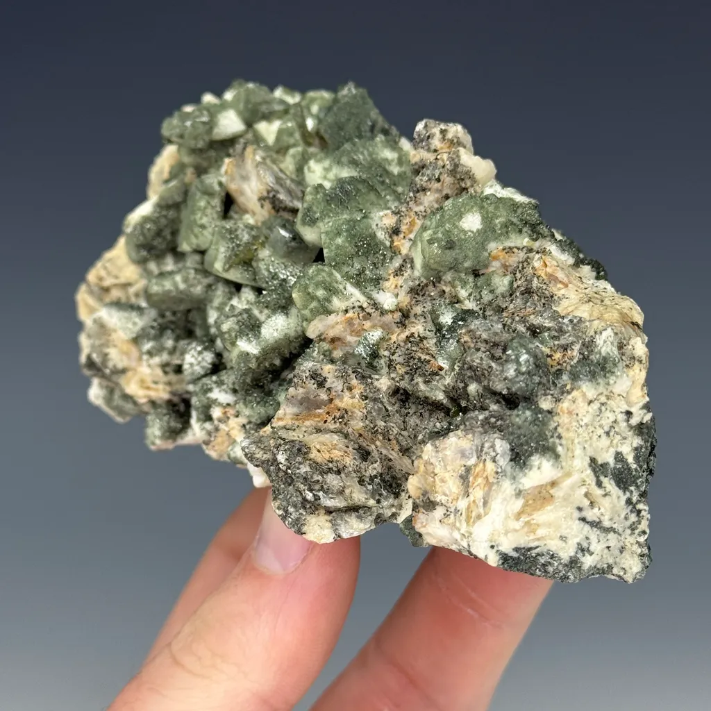Titanite - image 2