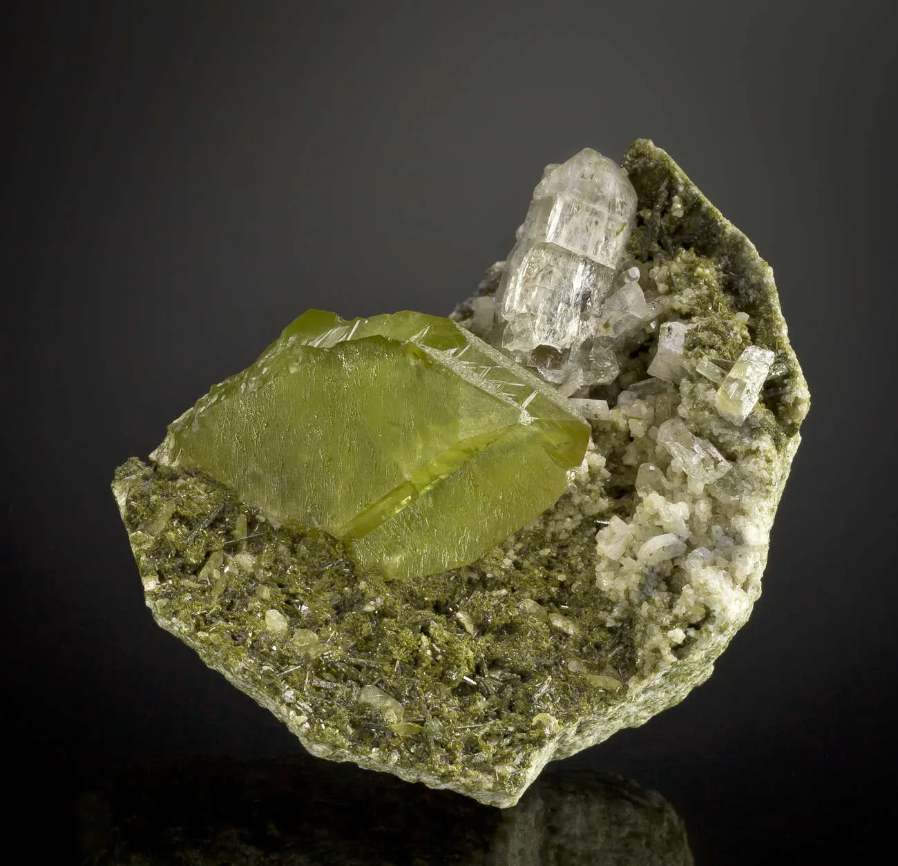 Titanite and Apatite - image 1