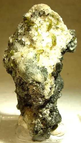 Titanite image