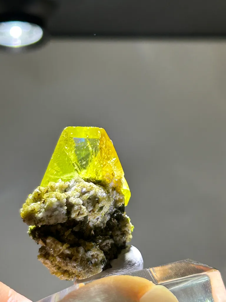 Titanite from Brazil, Minas Gerais, Capelinha - image 2
