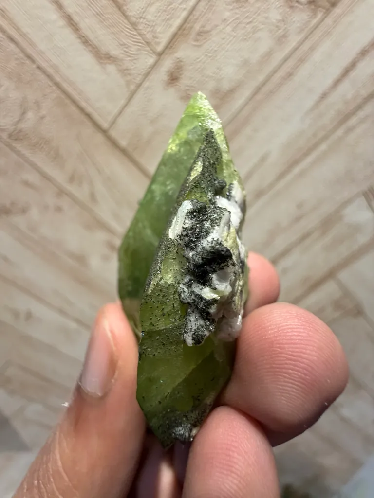 Titanite from Pakistan, Gilgit-Baltistan, Skardu District, Shigar Valley - image 2