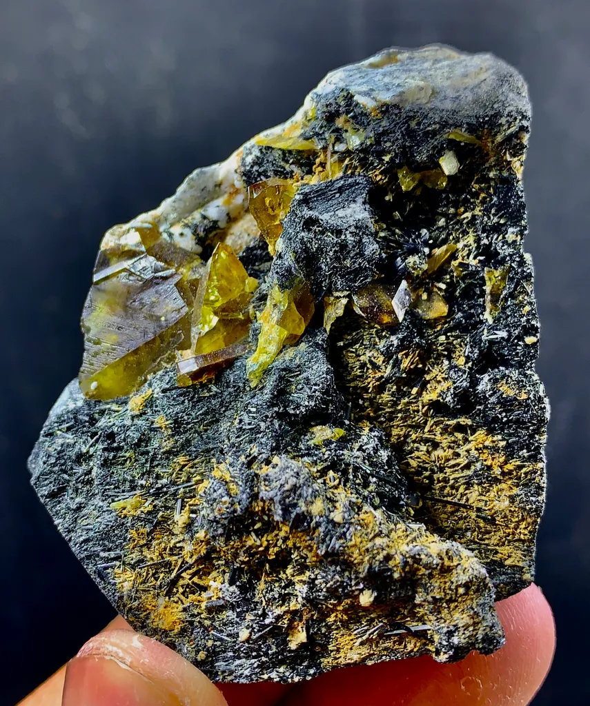 Titanite from Pakistan, Khyber Pakhtunkhwa Province, Hameed Abad Kafoor Dheri, Zagi Mountain - image 8