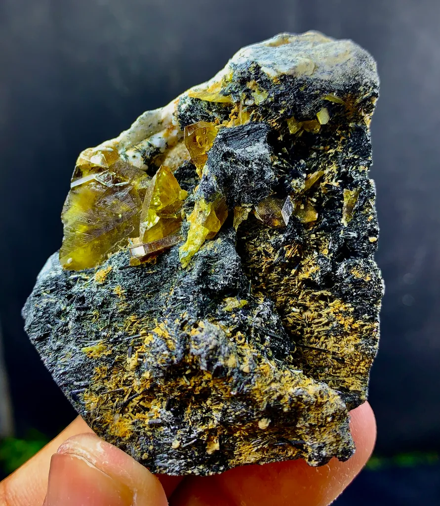 Titanite from Pakistan, Khyber Pakhtunkhwa Province, Hameed Abad Kafoor Dheri, Zagi Mountain - image 6