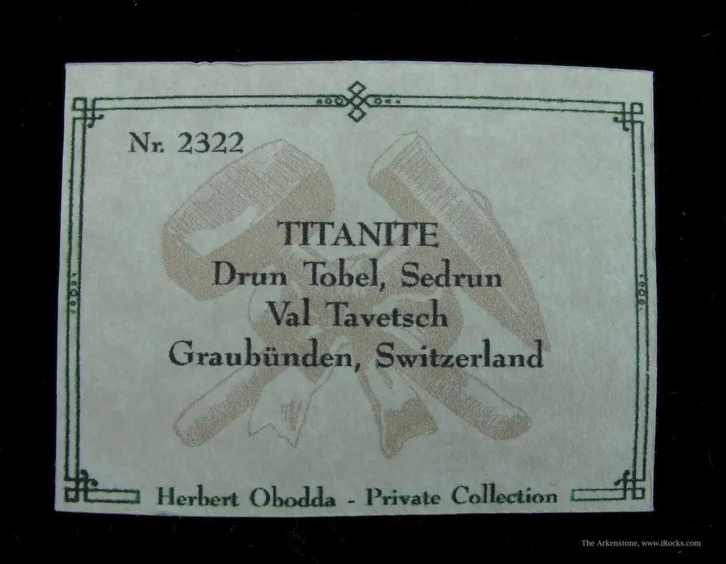 Titanite Included By Chlorite - image 5