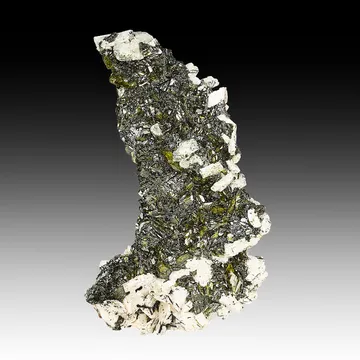 titanite on Rutile after Ilmenite