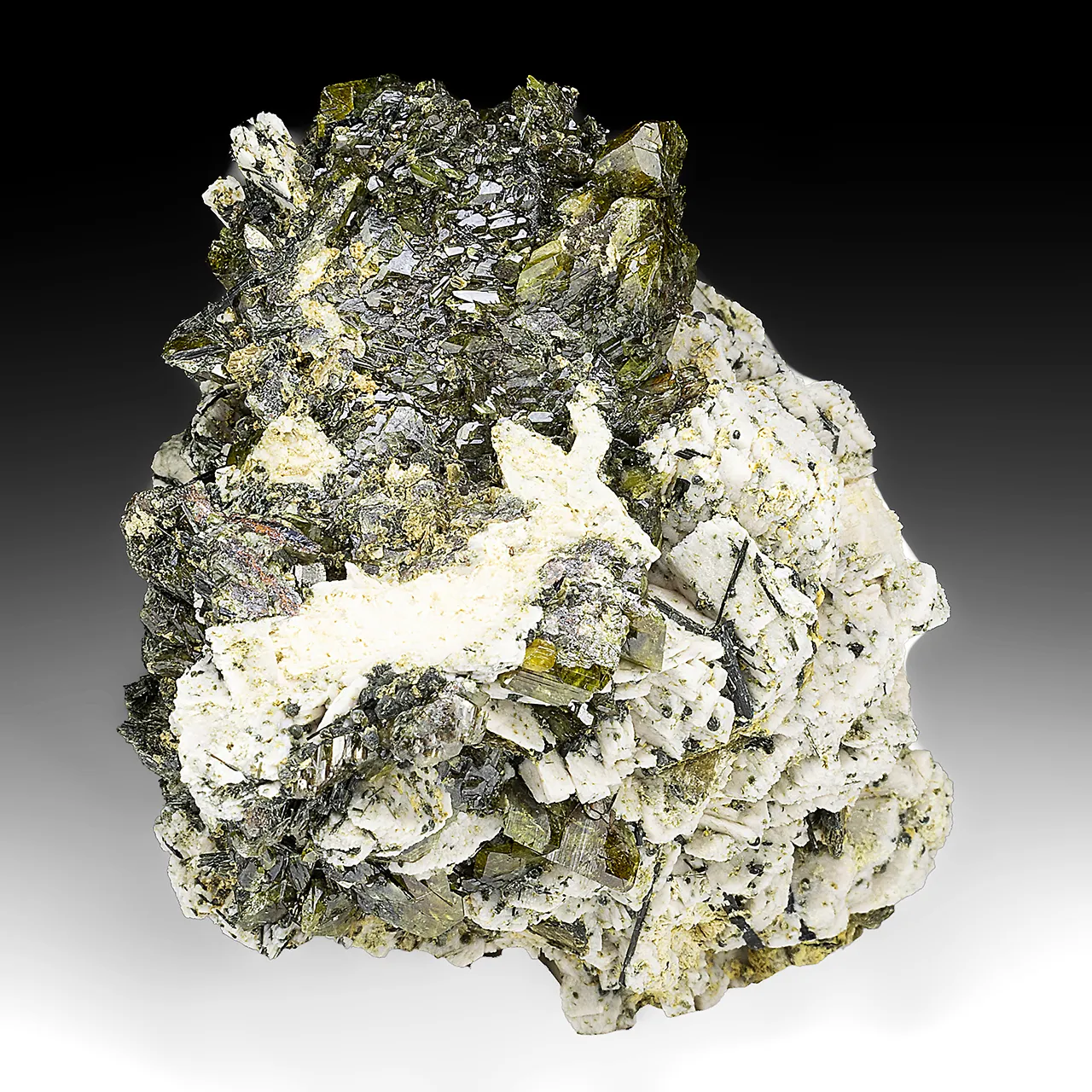 Titanite on Rutile after Ilmenite, Microcline - image 1