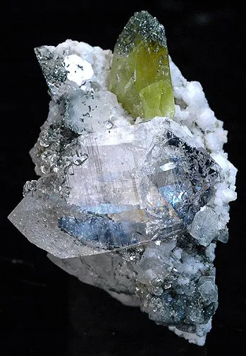 Titanite, Quartz, Hematite, Adularia - image 1