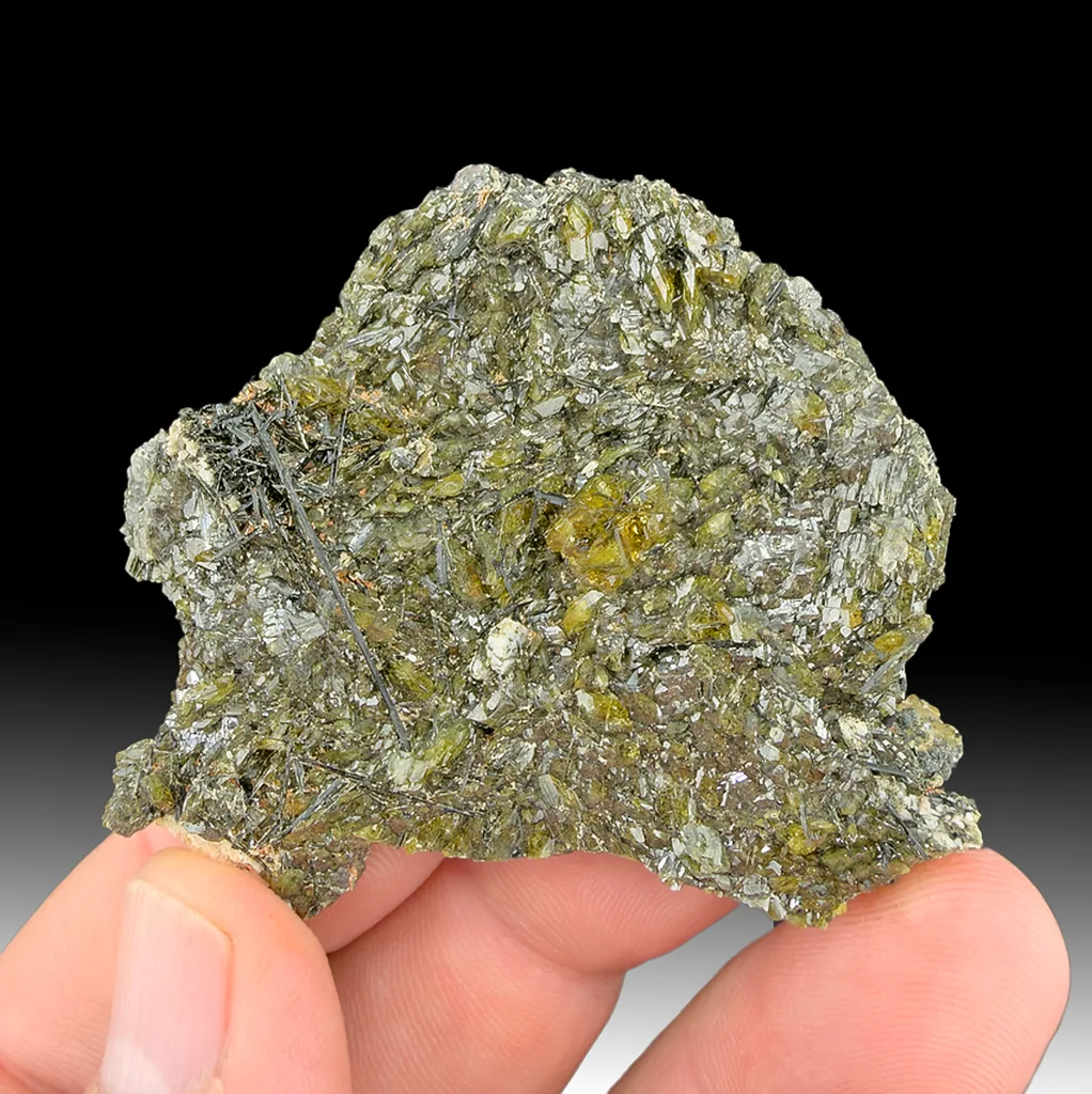 titanite, Rutile after Ilmenite image