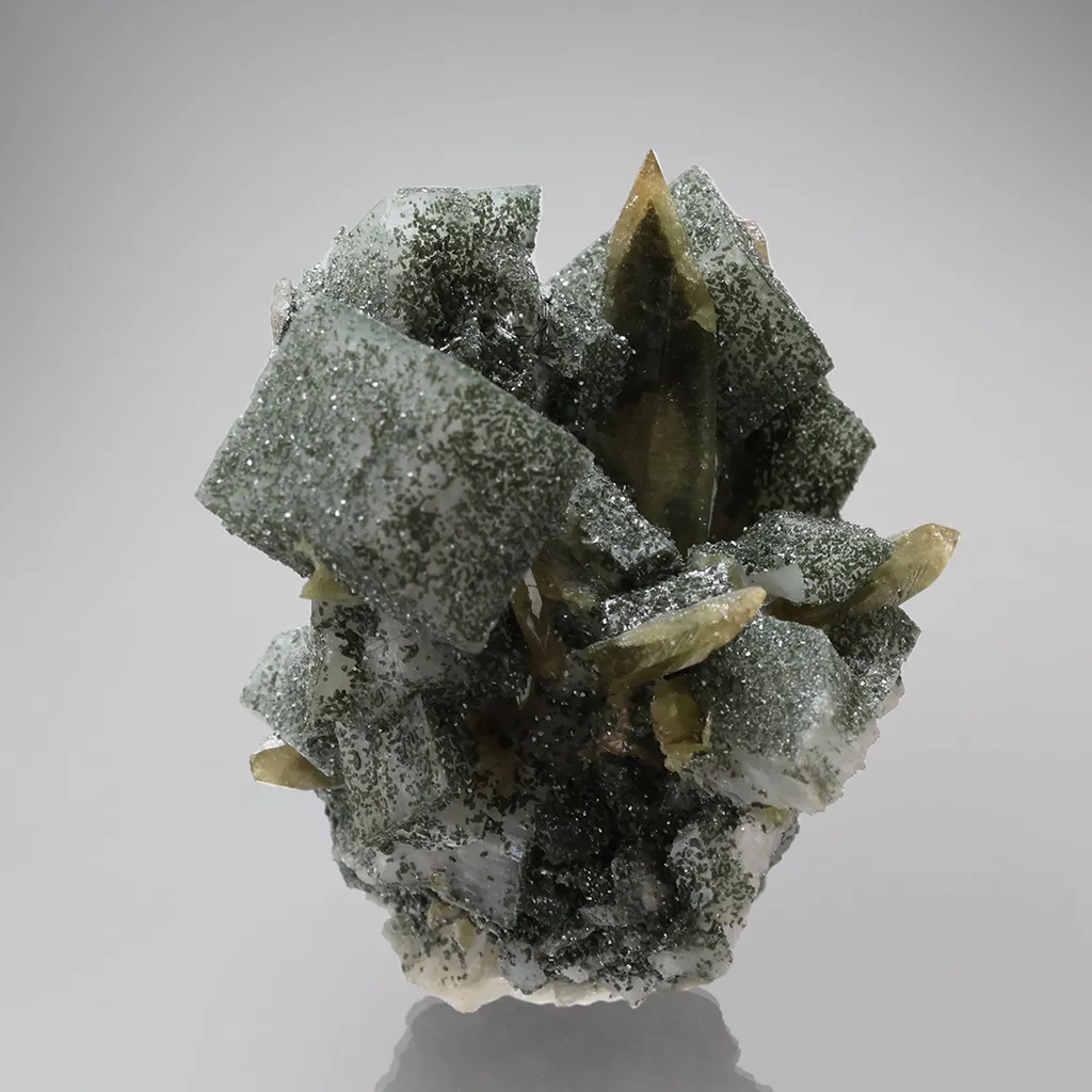 Titanite (Sphene) Adularia image