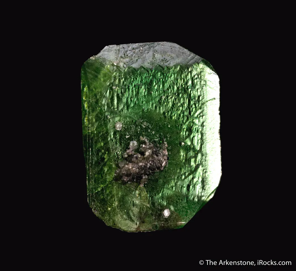 Titanite var. Chromian image