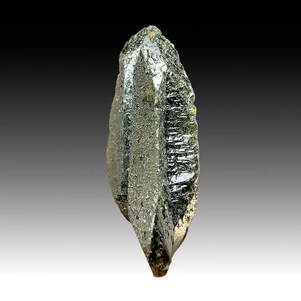 Titanite with Chlorite (1756) image
