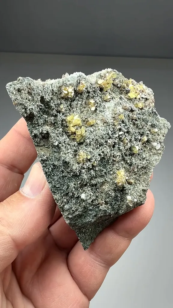 Titanite with Clinochlore - image 2