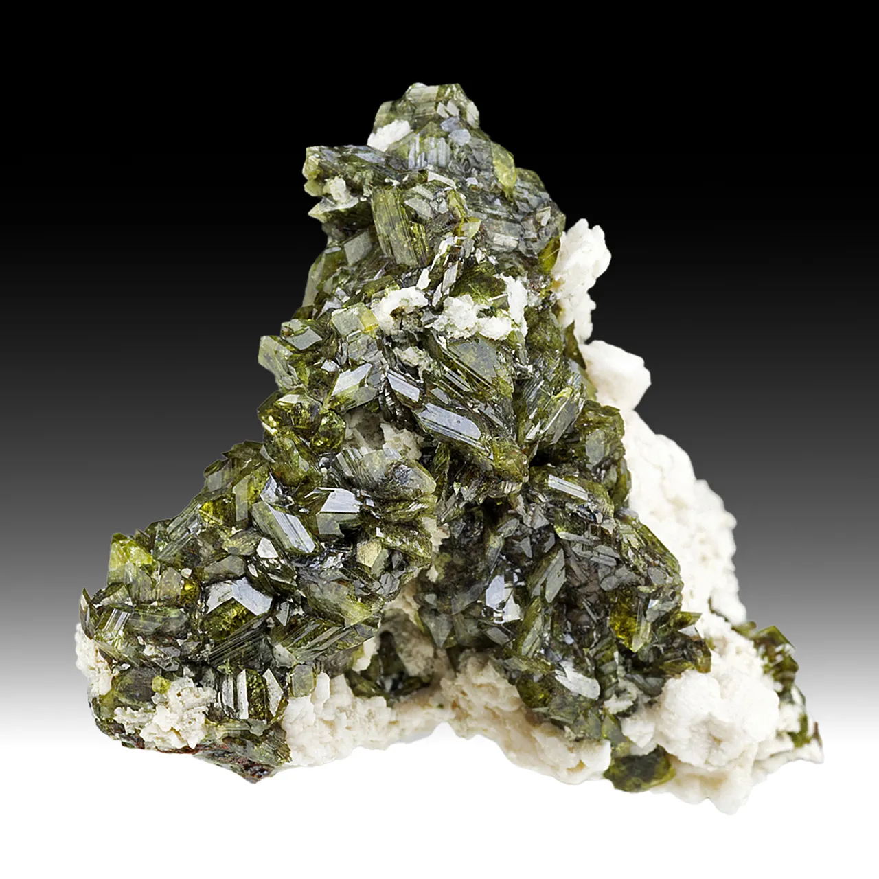 Titanite with Microcline - image 1