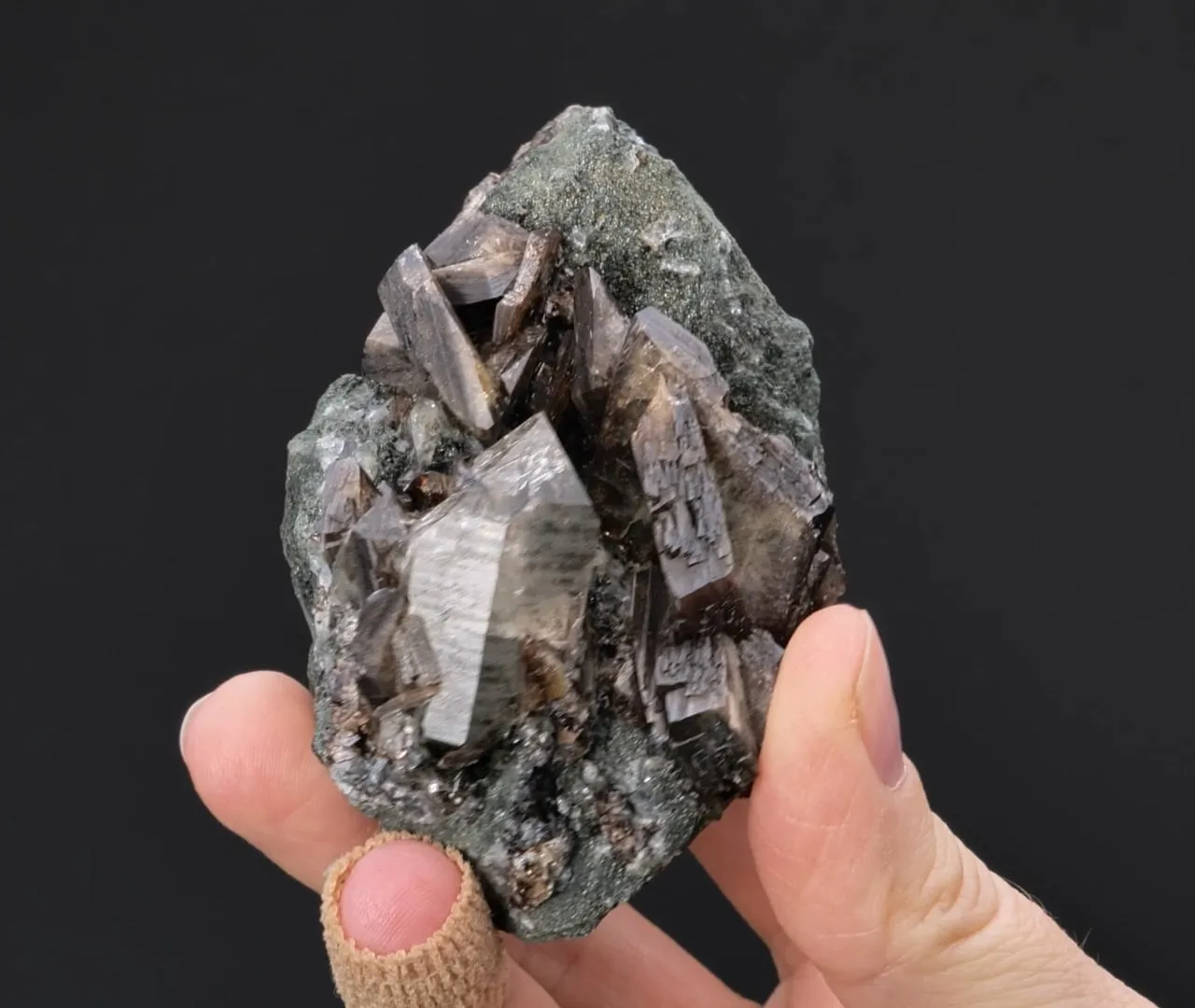 Titanite with Quartz - image 2