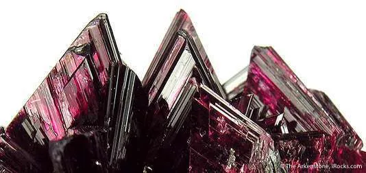 Tn 1081 - Erythrite - image 3