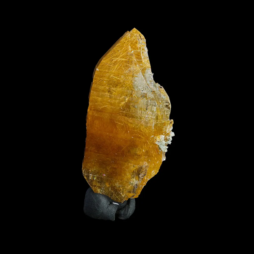 Top Quality Rare Himilayan Quartz Natural Mineral Specimen - image 3
