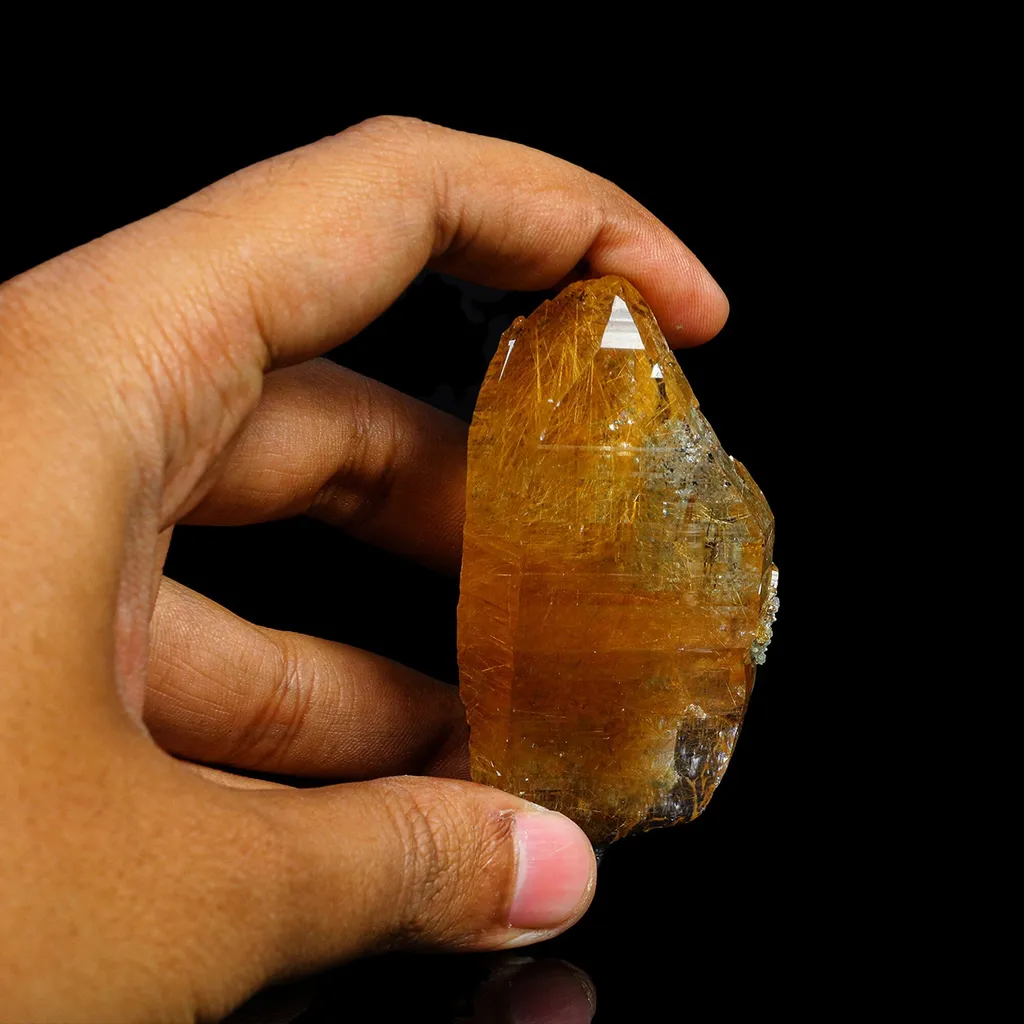 Top Quality Rare Himilayan Quartz Natural Mineral Specimen - image 4