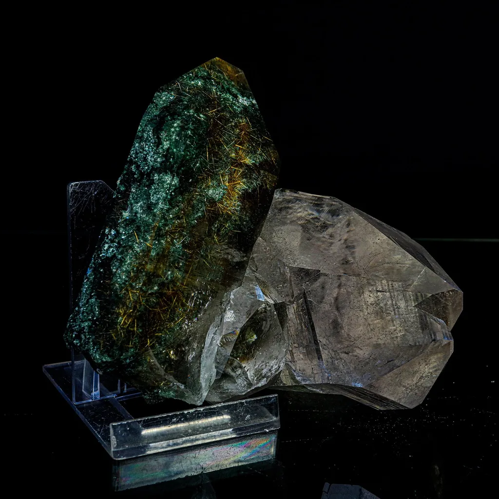 Top Quality Rare Himilayan Quartz Natural Mineral Specimen - image 3