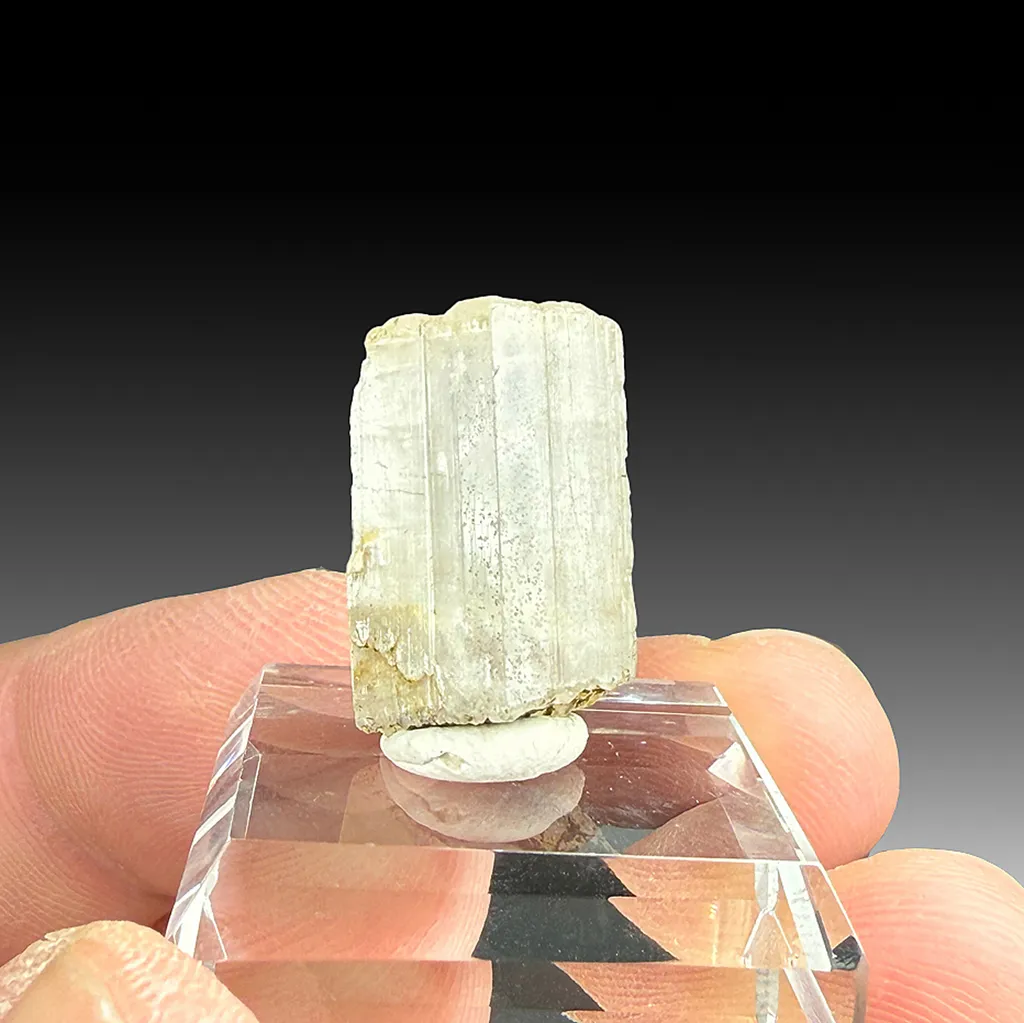 Topaz - image 2