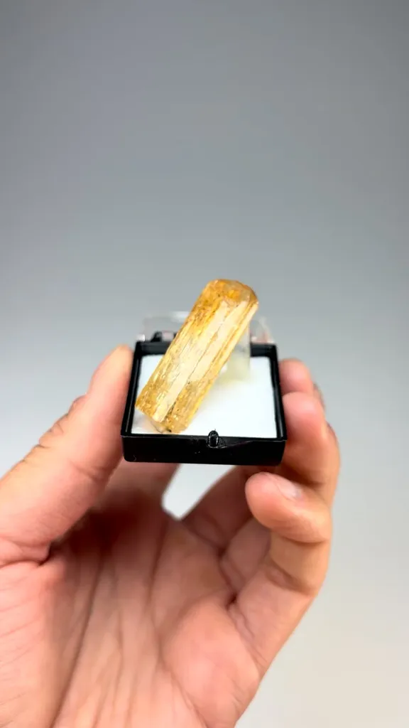 Topaz - image 2