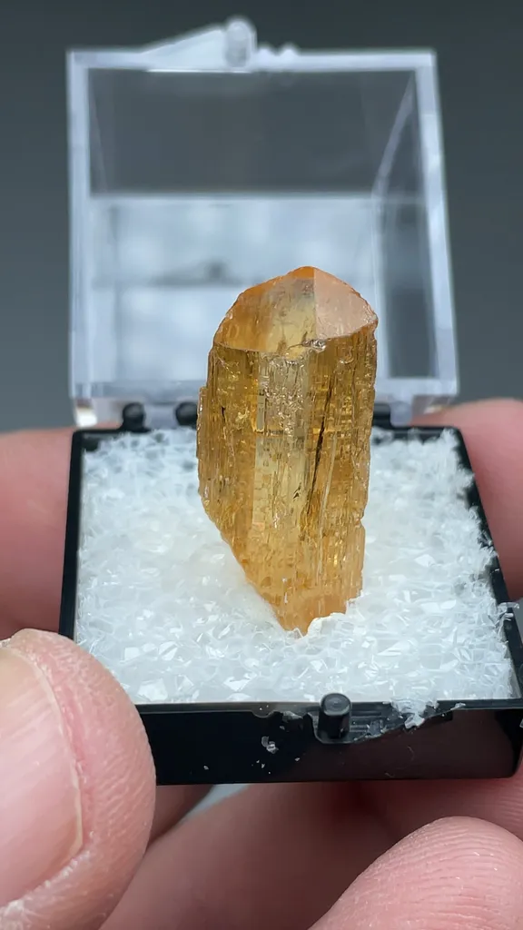 Topaz - image 2