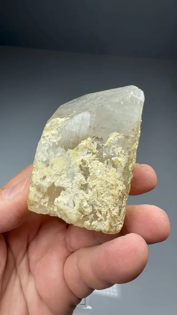 Topaz - image 2