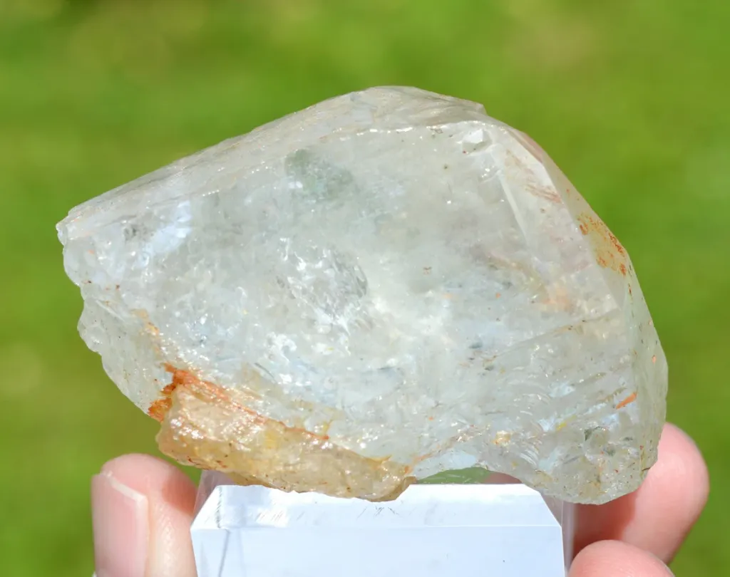 Topaz 179 grams - Virgem da Lapa, Minas Gerais, Brazil - image 2