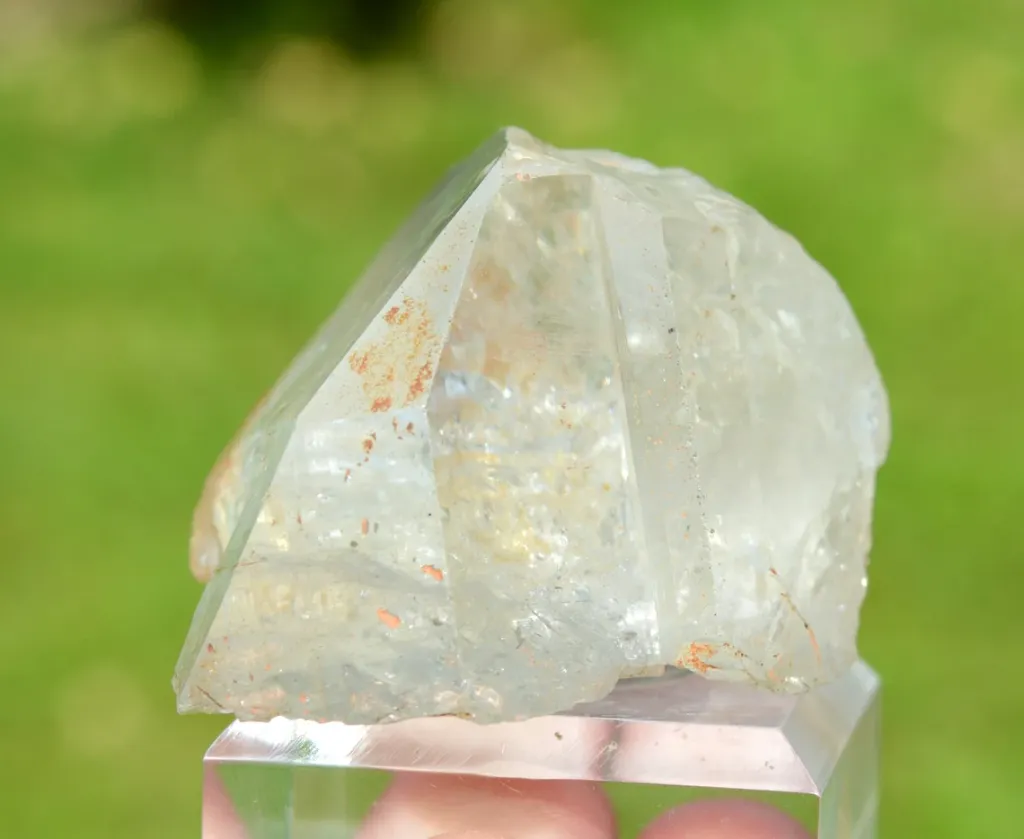 Topaz 179 grams - Virgem da Lapa, Minas Gerais, Brazil - image 4