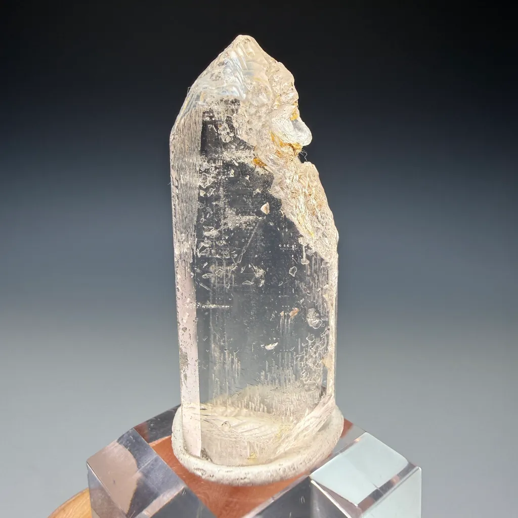 Topaz - image 2