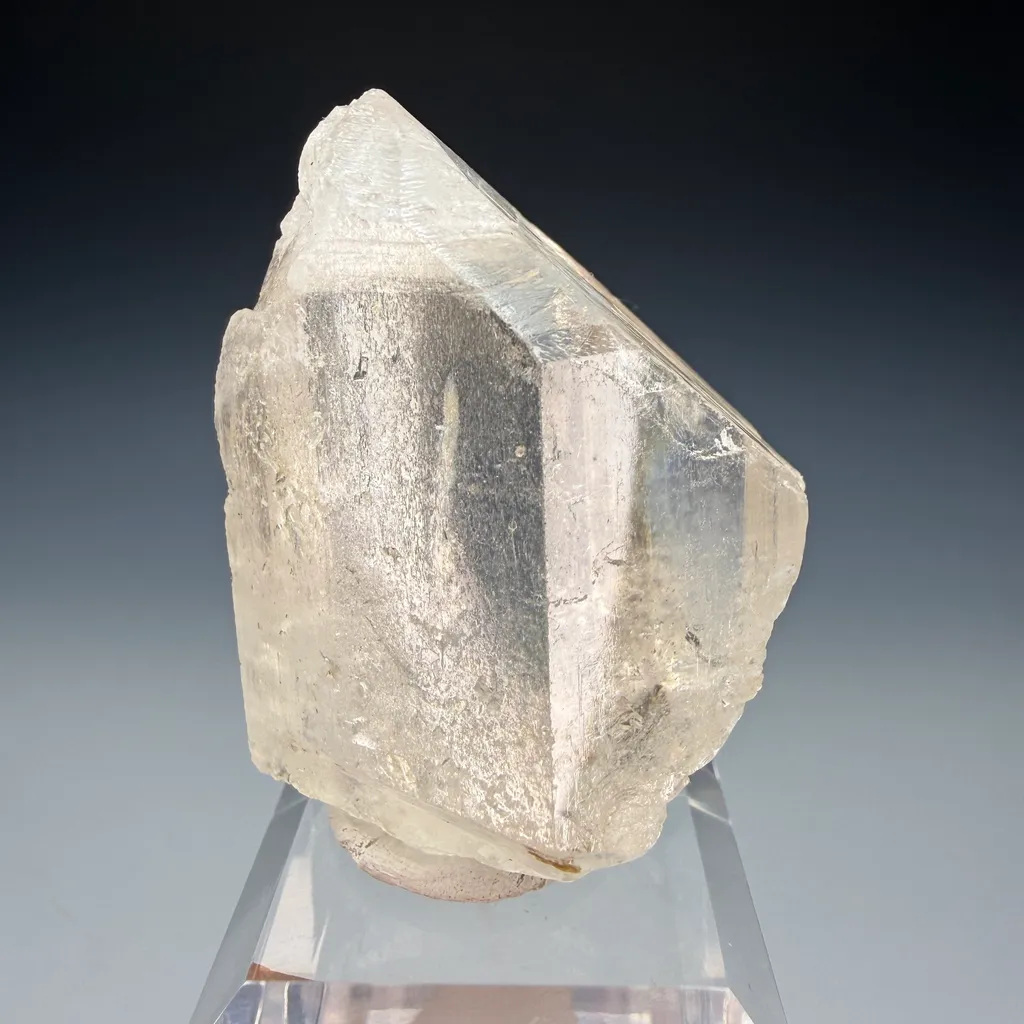 Topaz - image 3
