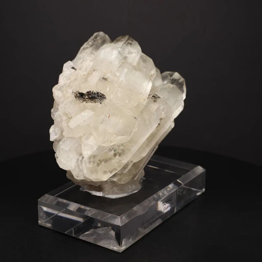 Topaz - image 2