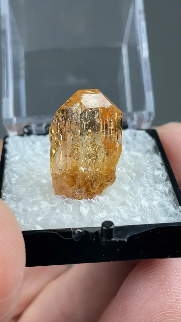 Topaz - image 2