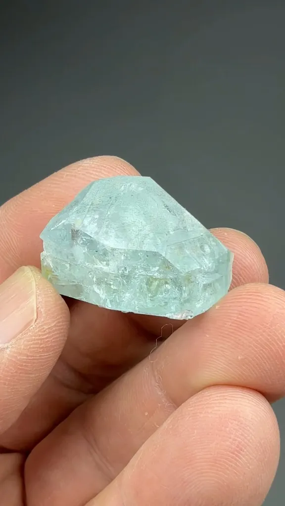 Topaz - image 2