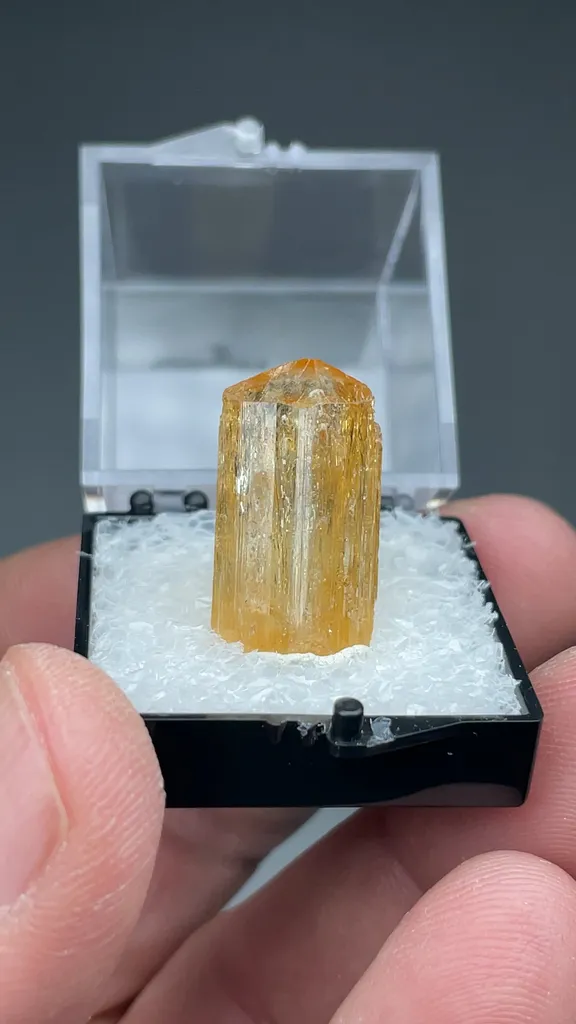Topaz - image 2