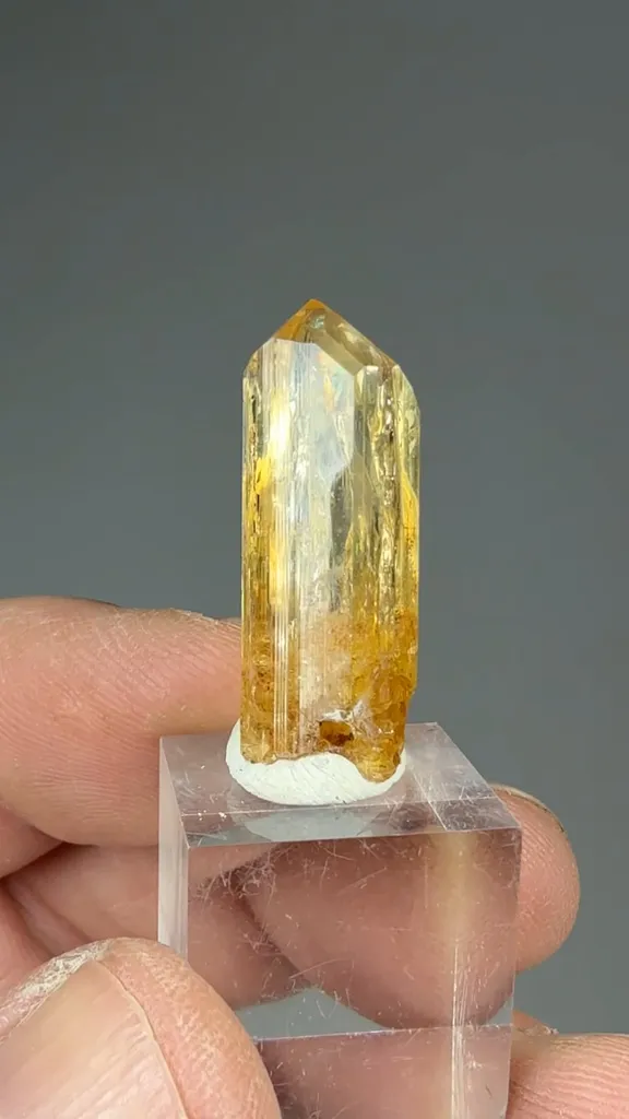 Topaz - image 2