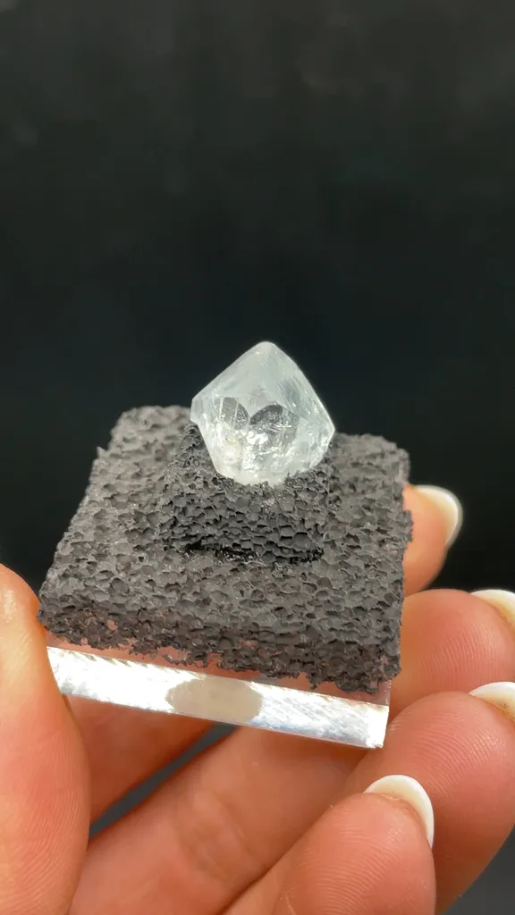Topaz - image 2