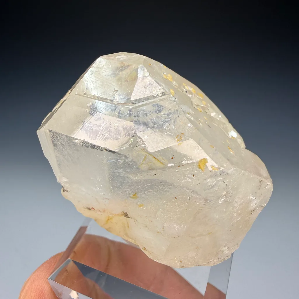 Topaz - image 4