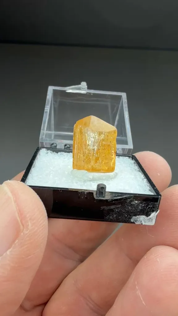 Topaz - image 2