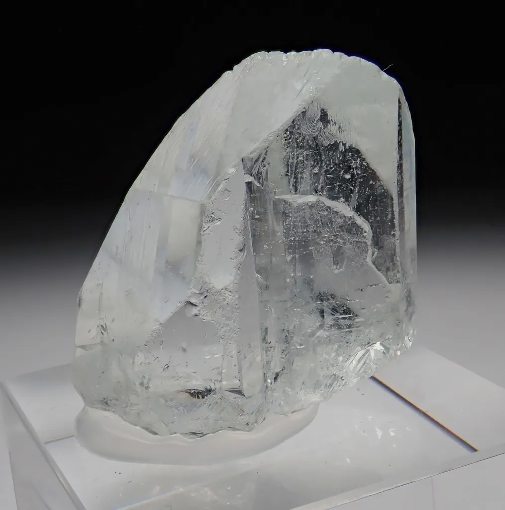 Topaz - image 2