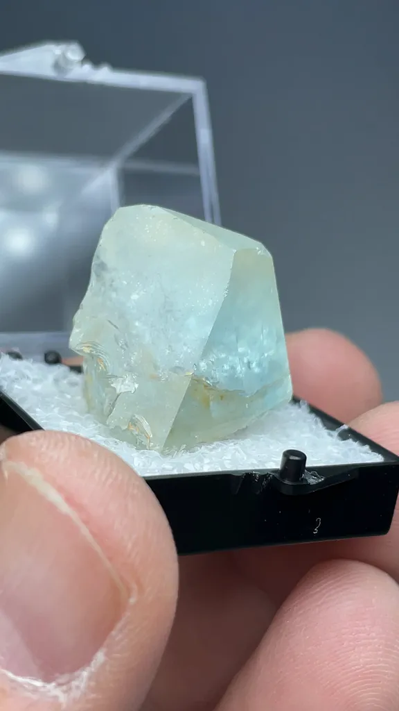 Topaz - image 2