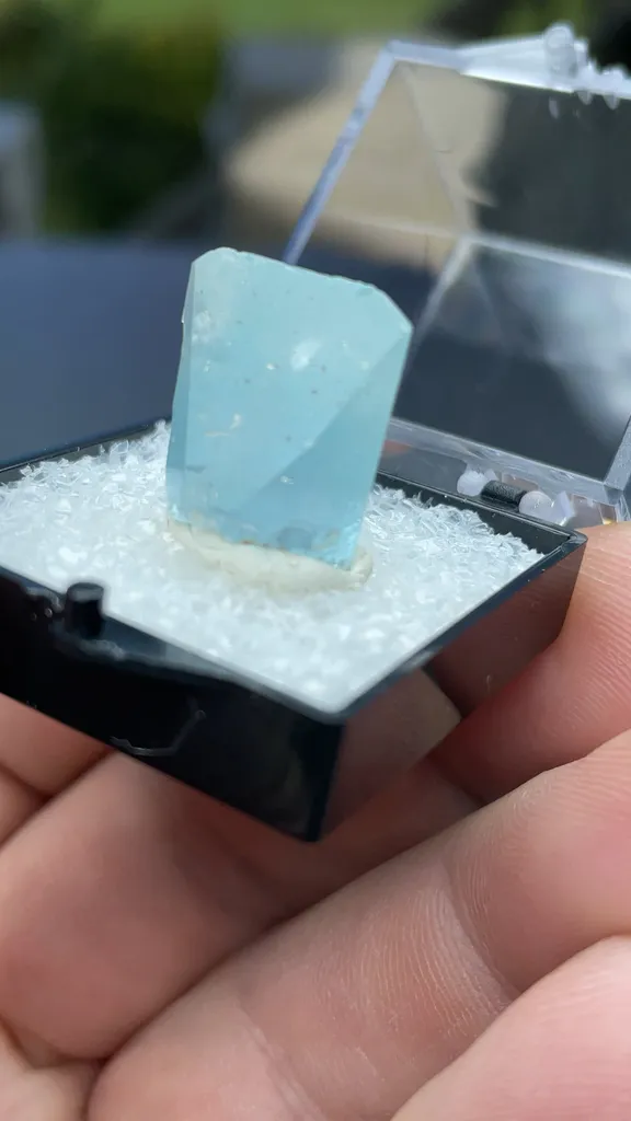Topaz - image 2