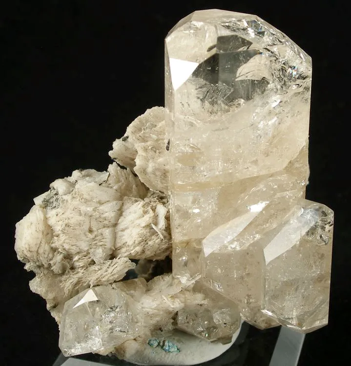 Topaz, Albite (Var: Cleavelandite) image