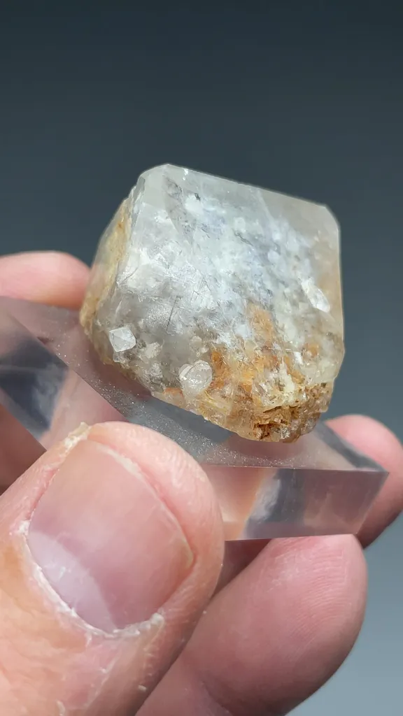 Topaz - image 2