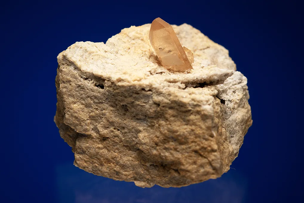 Topaz - image 3