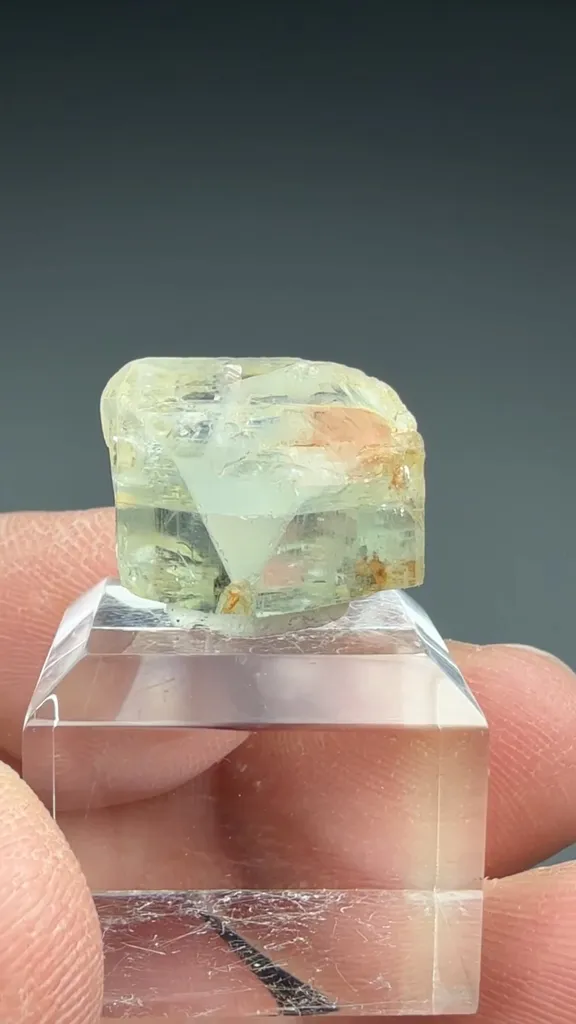 Topaz - image 2