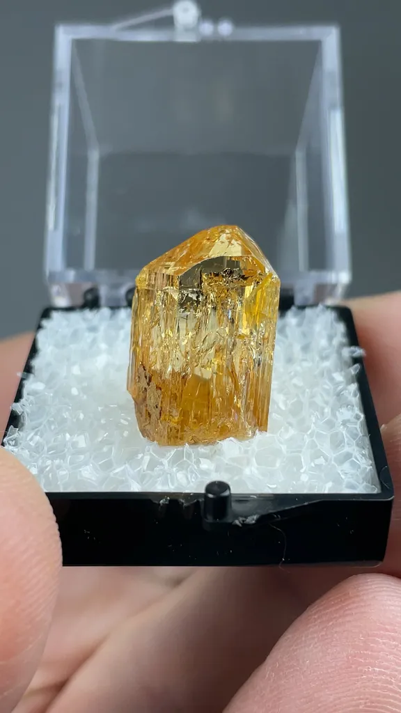 Topaz - image 2