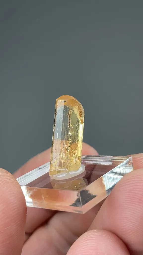 Topaz - image 2