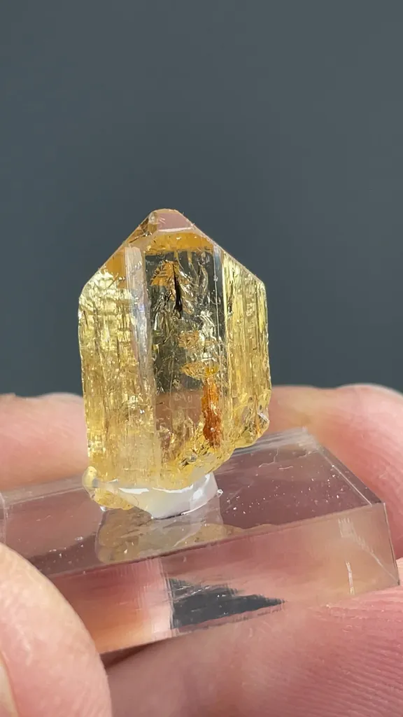 Topaz - image 2